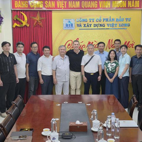 Nghiên cứu nuôi bào ngư công nghệ cao trên vùng biển Quảng Ninh