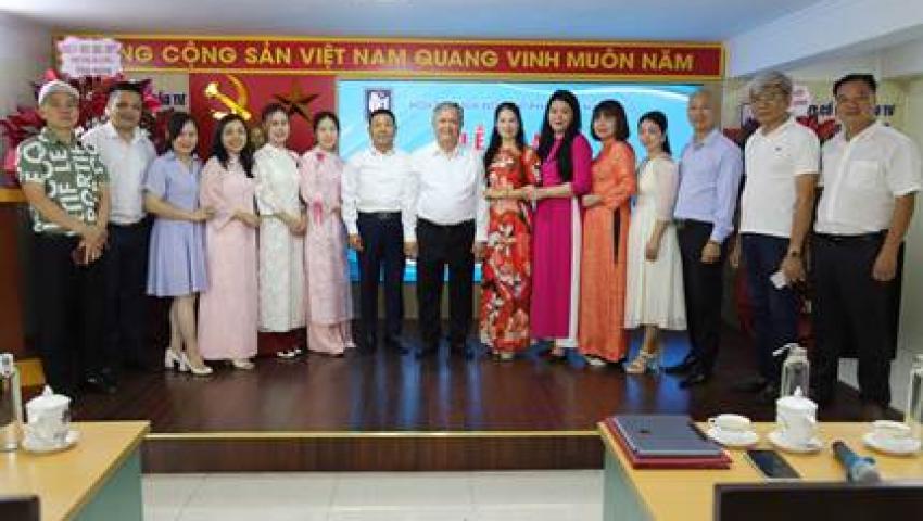 Câu lạc bộ “Nữ Doanh nhân số” vòng tay lớn giúp nhau làm chủ công nghệ số