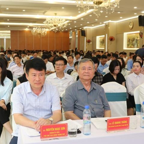 Hạ Long (Quảng Ninh): Đảng viên trong doanh nghiệp tư nhân “Học tập và làm theo Bác Hồ”