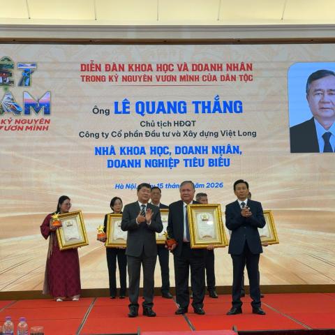 Chủ tịch HĐQT Công ty Việt Long được vinh danh “kỷ nguyên vươn mình của dân tộc”